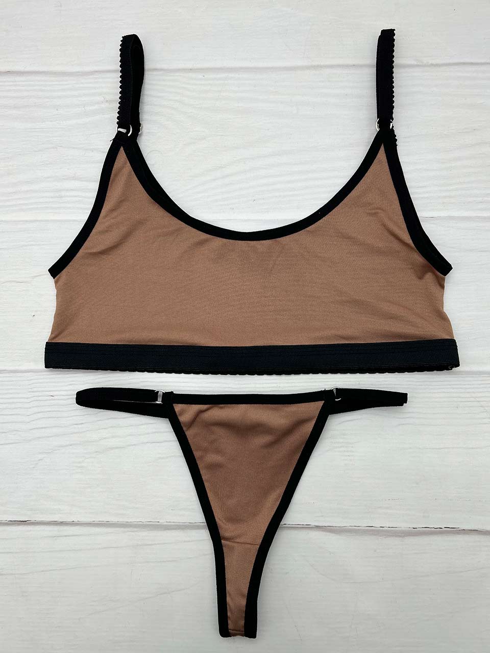 Conjunto basico cafe