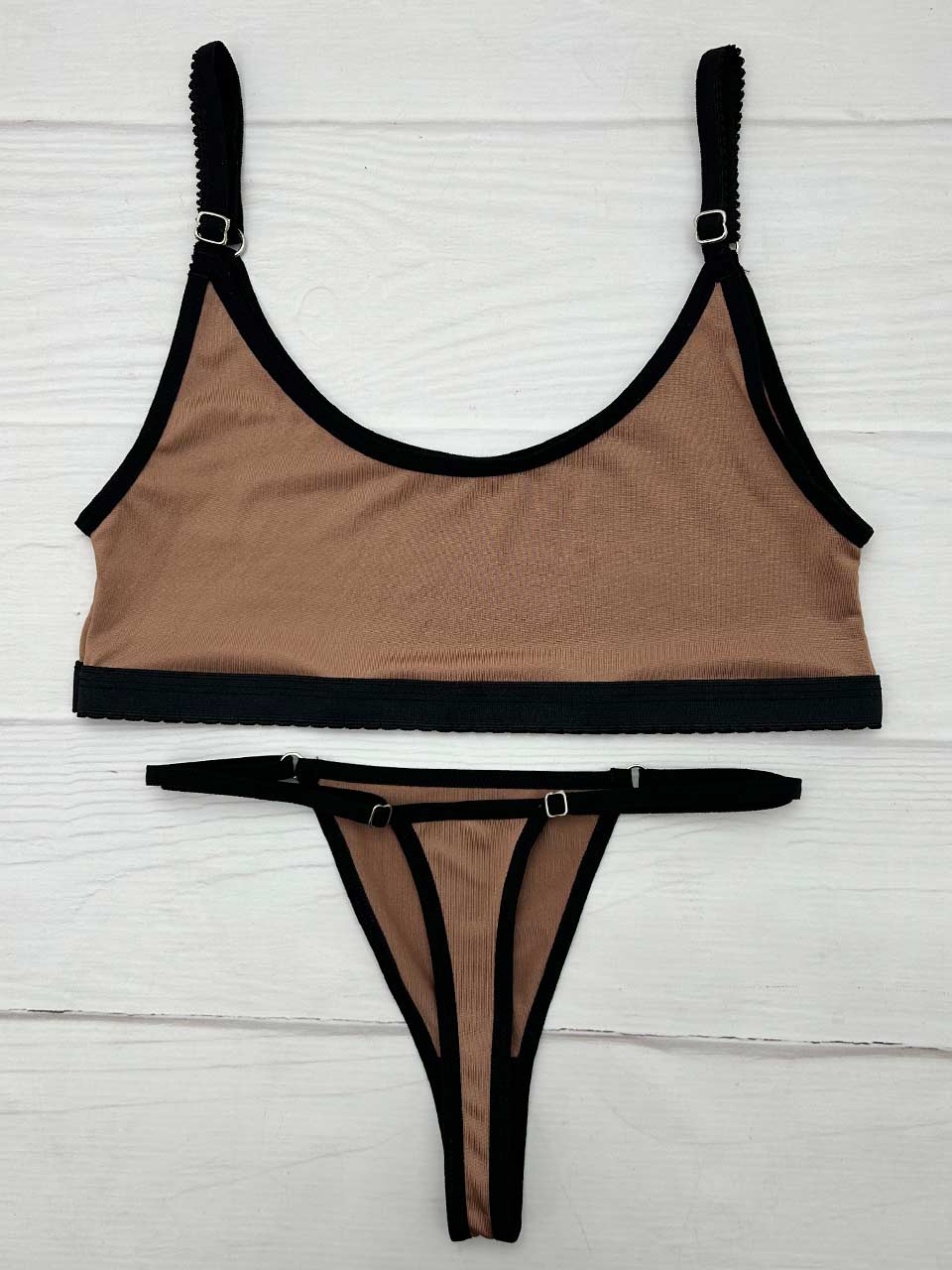 Conjunto basico cafe