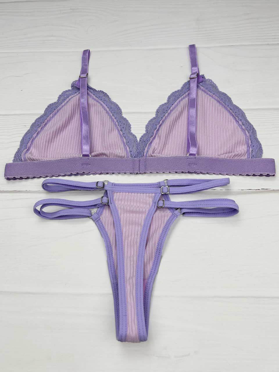 Conjunto rib triangulo lila