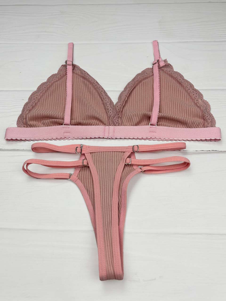 Conjunto rib triangulo rosa