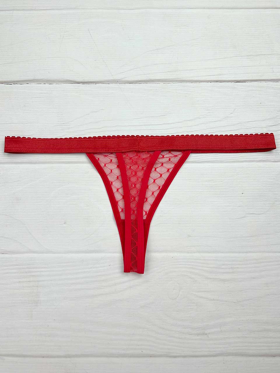 Tanga contorno grabado rojo