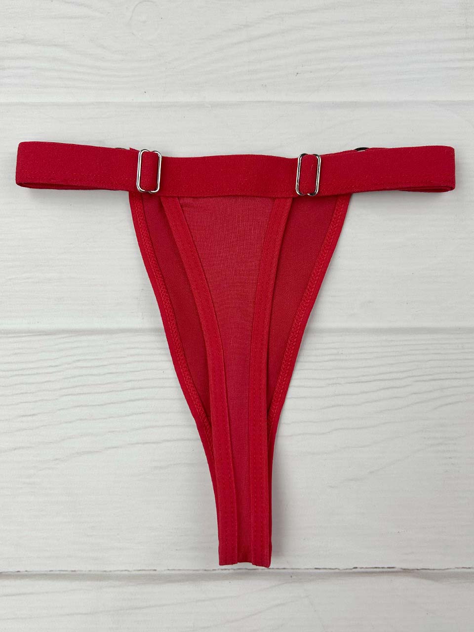 Tanga contorno graduable polilicra roja