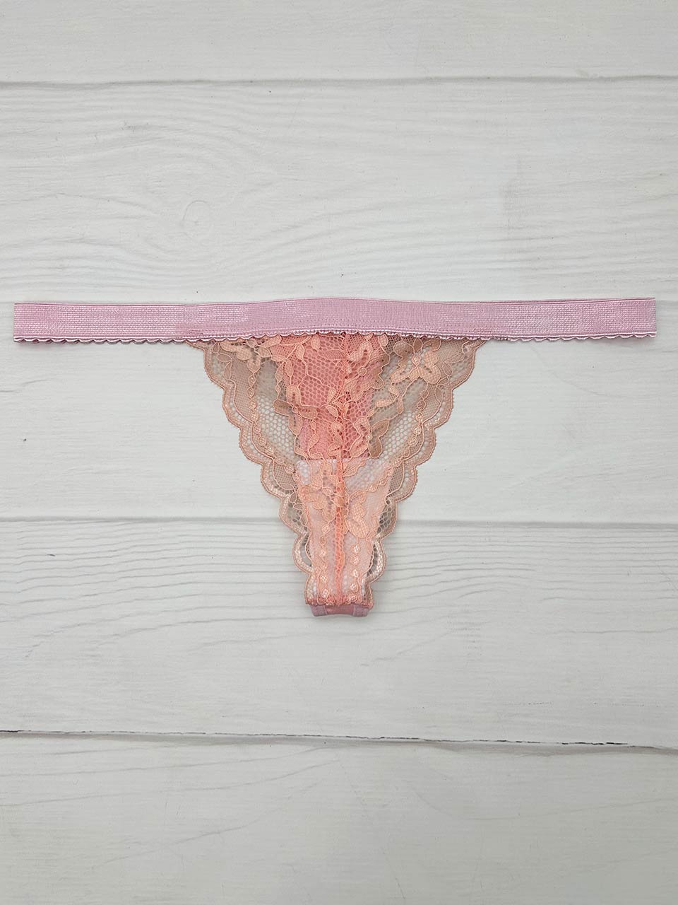 Tanga contorno rosa mariposa