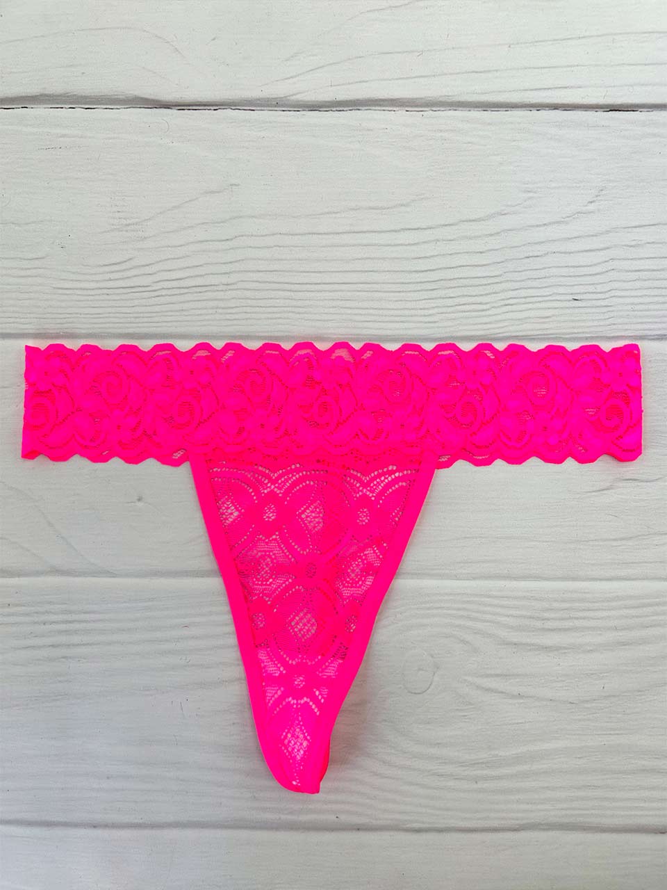 Tanga franja hilo fucsia