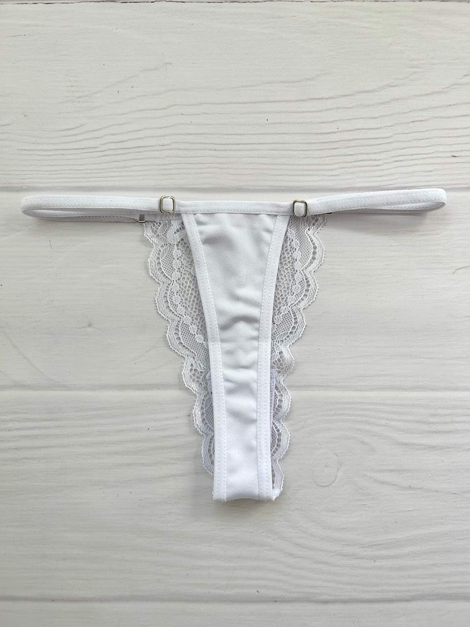 Tanga mariposa blanca