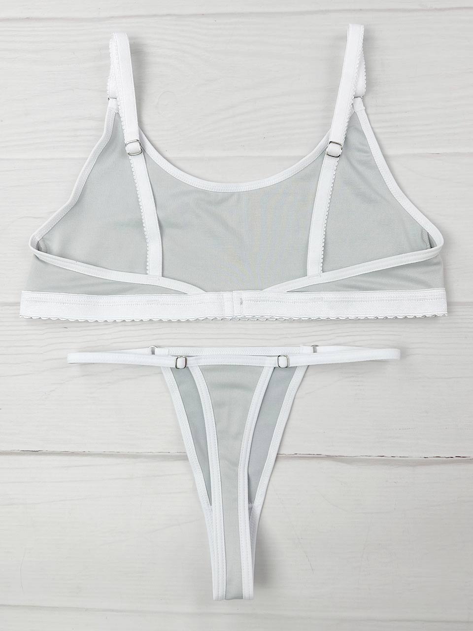 Conjunto basico gris con blanco
