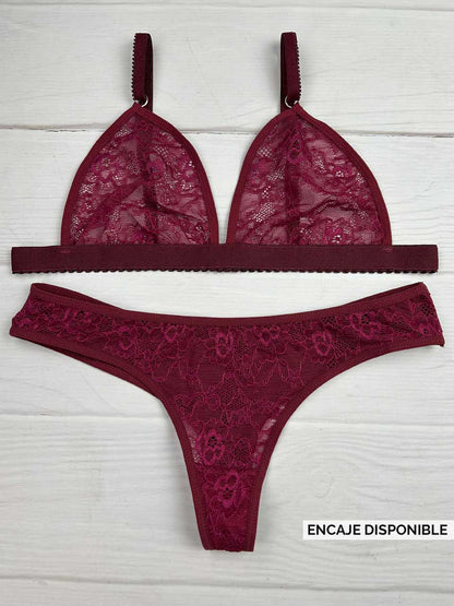 Conjunto blonda vino