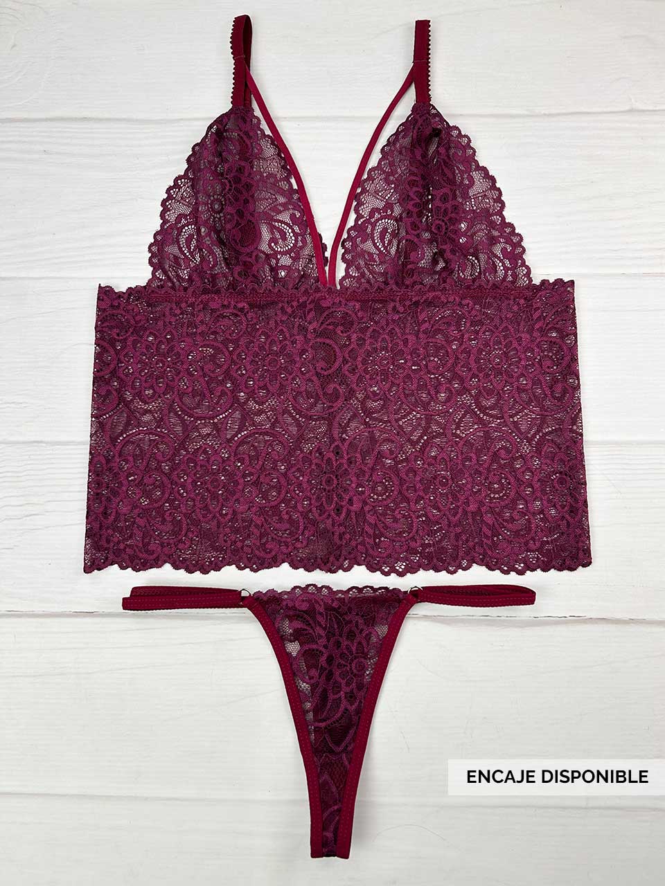 Conjunto crop top  vino
