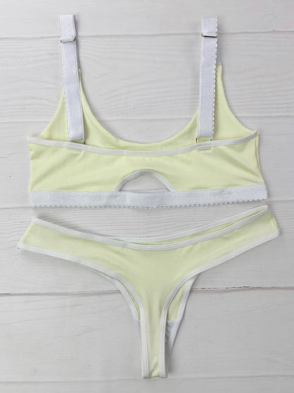 Conjunto esencial amarillo