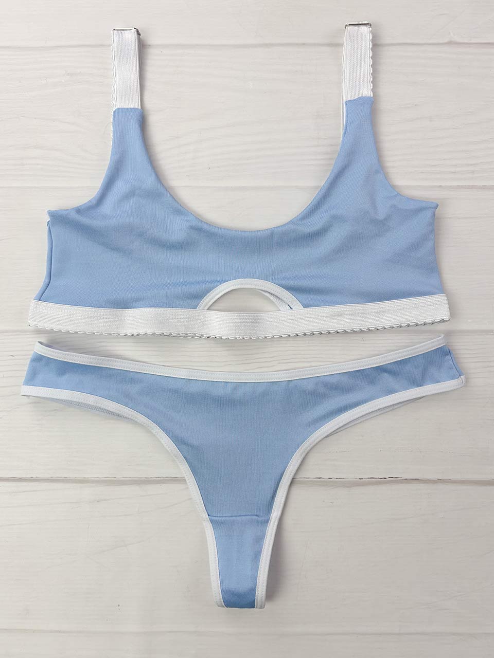 Conjunto esencial azul