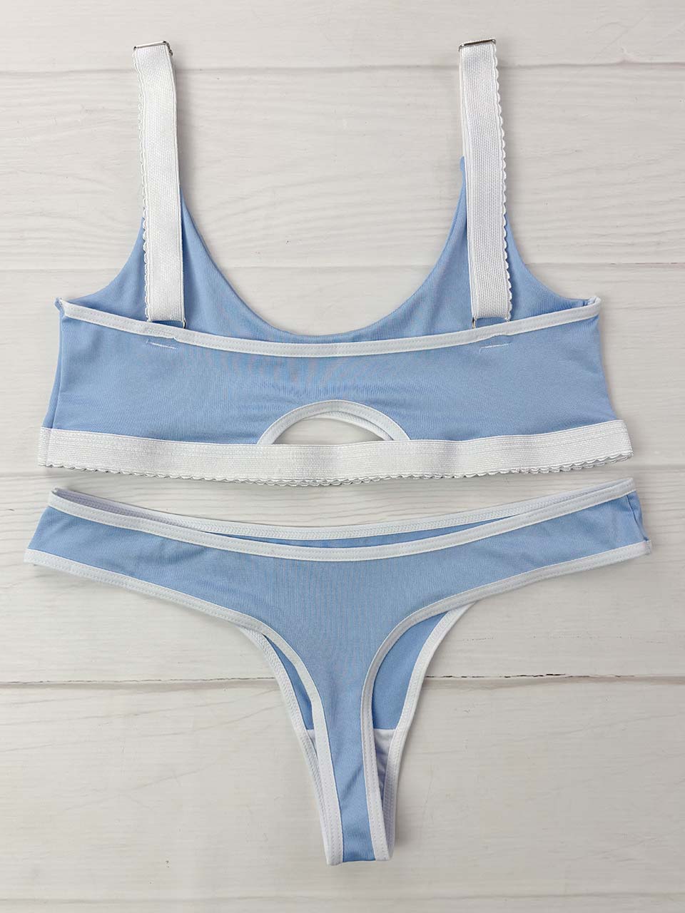 Conjunto esencial azul