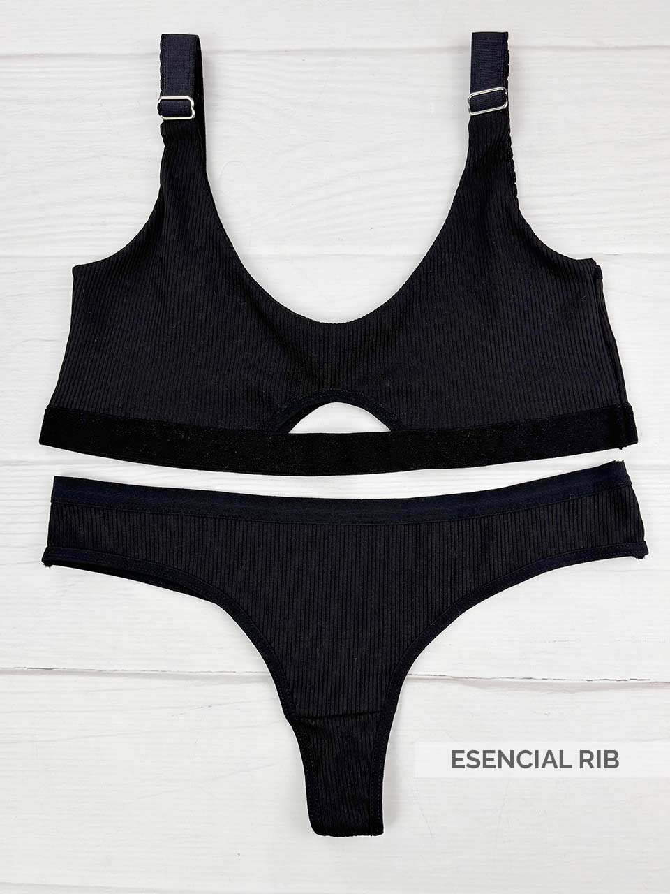 Conjunto rib  esencial negro