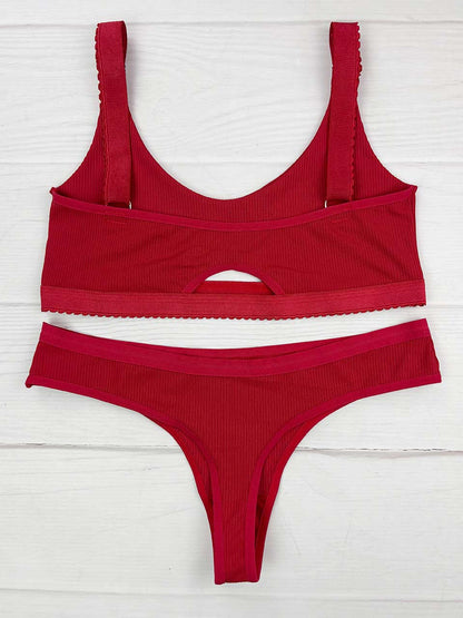 Conjunto rib  esencial rojo