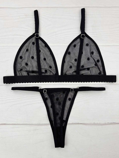 Conjunto grabado negro