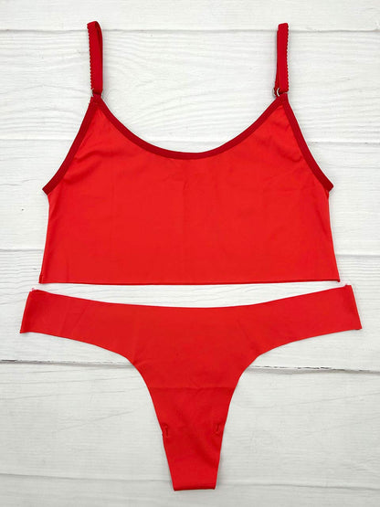 Conjunto invisible rojo