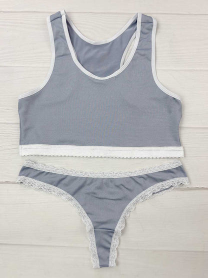 CONJUNTO SPORT GRIS CON BLANCO