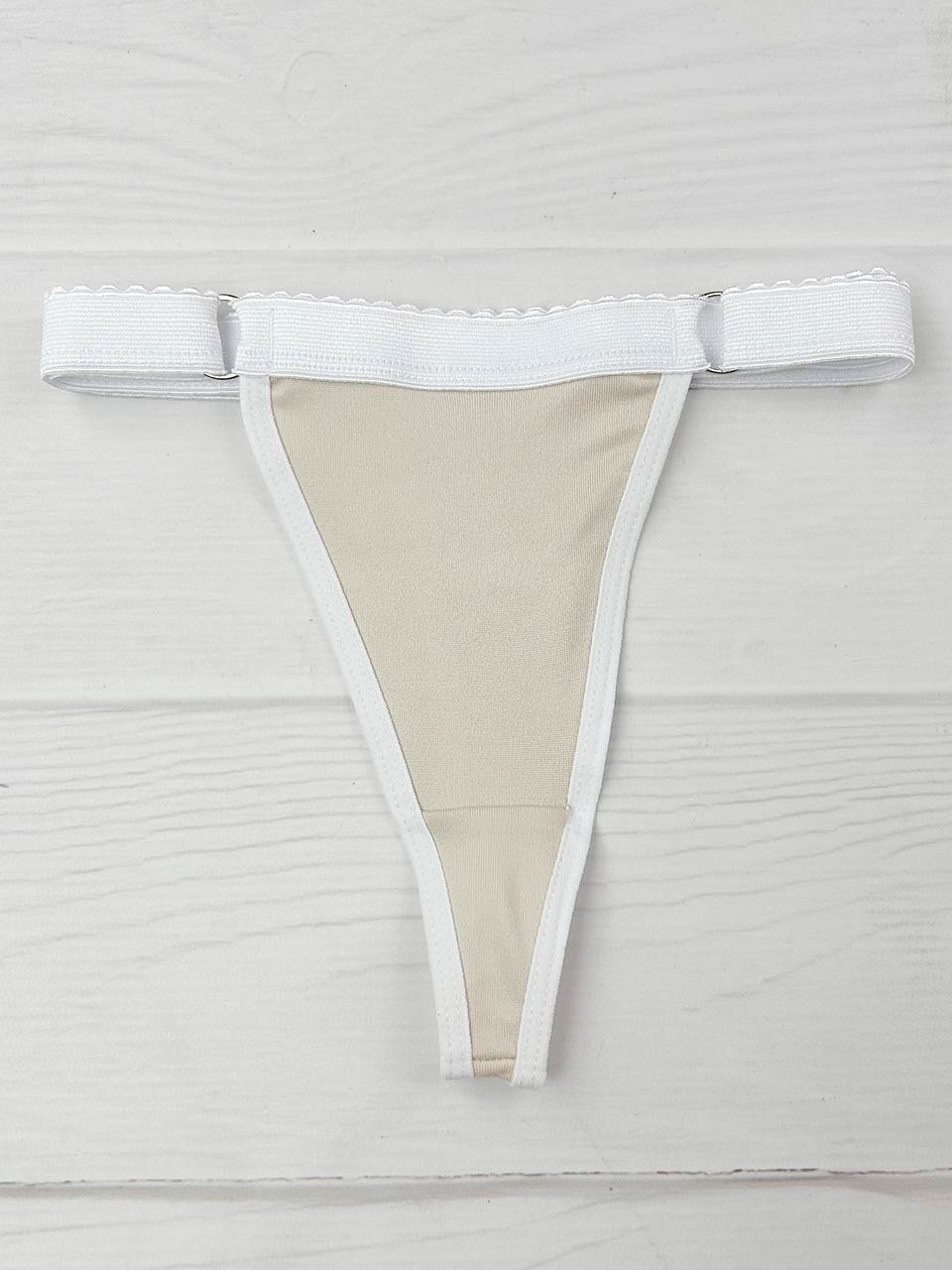 Tanga contorno graduable polilicra beige