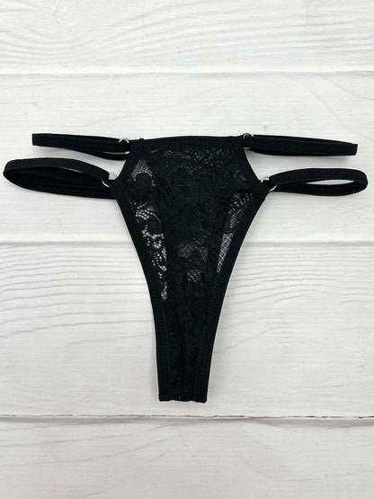 Tanga triangulo negro