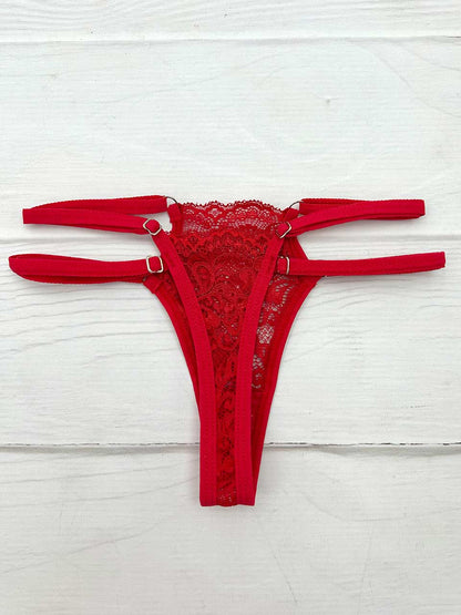 Tanga triangulo rojo