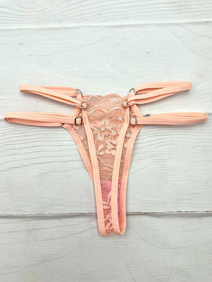 Tanga triangulo rosa